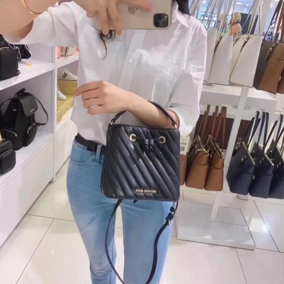 MK Suri Small Bucket Crossbody Quilted Black Gold - Picture 4 of 5